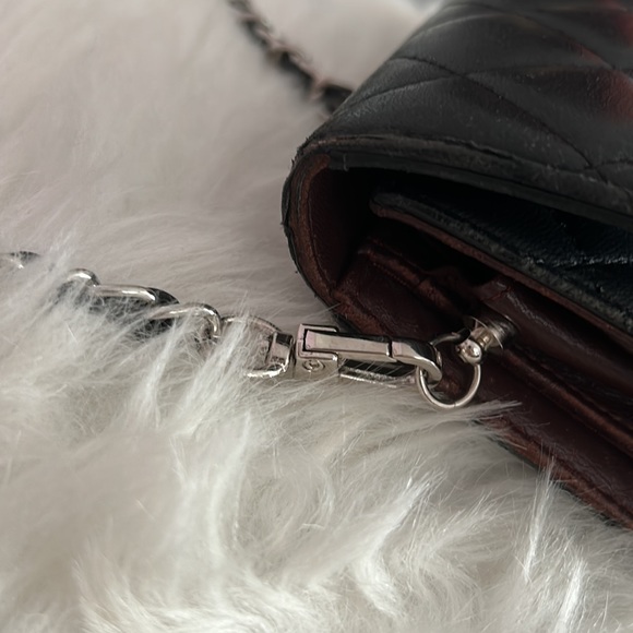 Authentic Chanel wallet - Picture 10 of 16